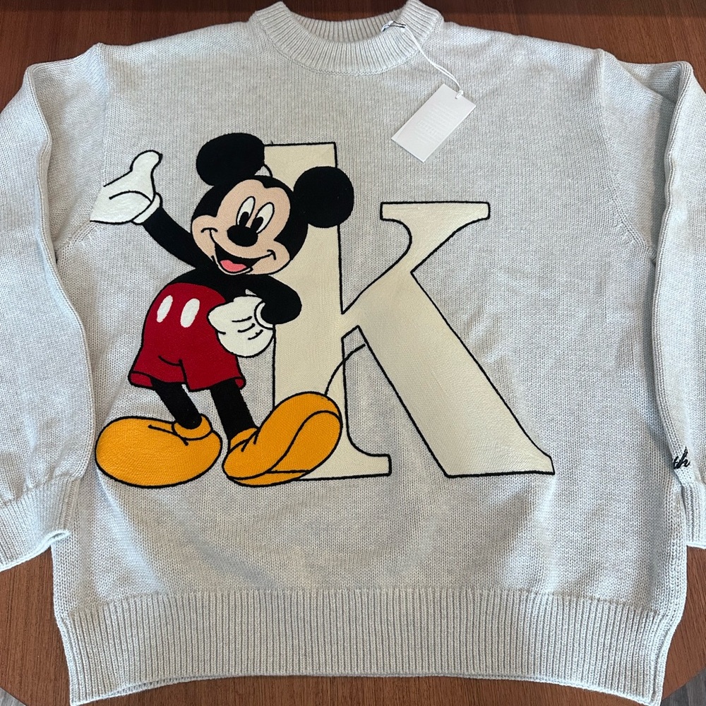 NWT Kith x Disney & Friends Mickey Mouse crewneck sweater